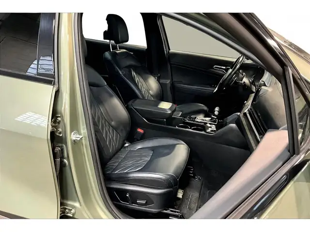 2023 Kia Sportage AWD | LEATHER | NAV | PANORAMIC SUNROOF | - Photo 18