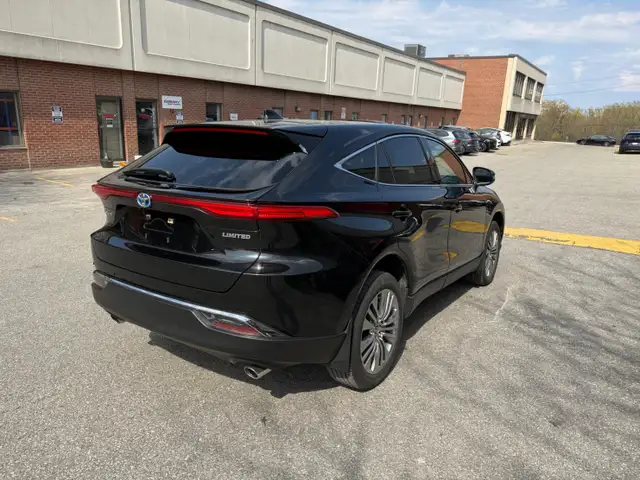 2023 Toyota Venza LIMITED AWD , ONE OWNER, PANORAMIC ROOF, LEATH - Photo 7