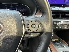 2023 Toyota Venza LIMITED AWD , ONE OWNER, PANORAMIC ROOF, LEATH - Photo 19