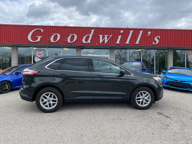 2022 Ford Edge SEL, AWD, CLEAN CARFAX, REMOTE START, HEATED SEAT
