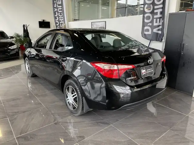 2017 Toyota Corolla CE - Photo 5