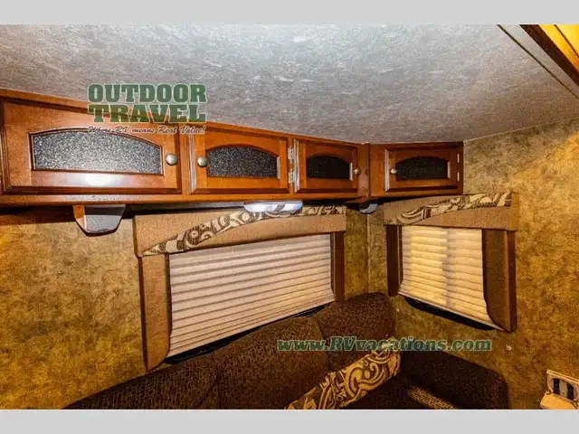 2013 Coachmen RV Freedom Express 292BHDS - Photo 15