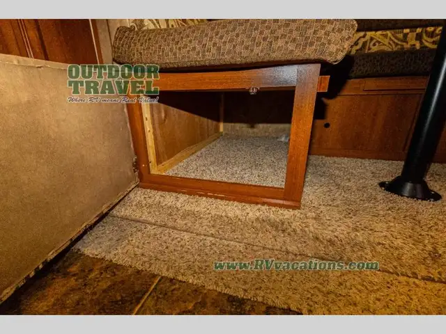 2013 Coachmen RV Freedom Express 292BHDS - Photo 34