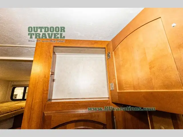 2013 Coachmen RV Freedom Express 292BHDS - Photo 37