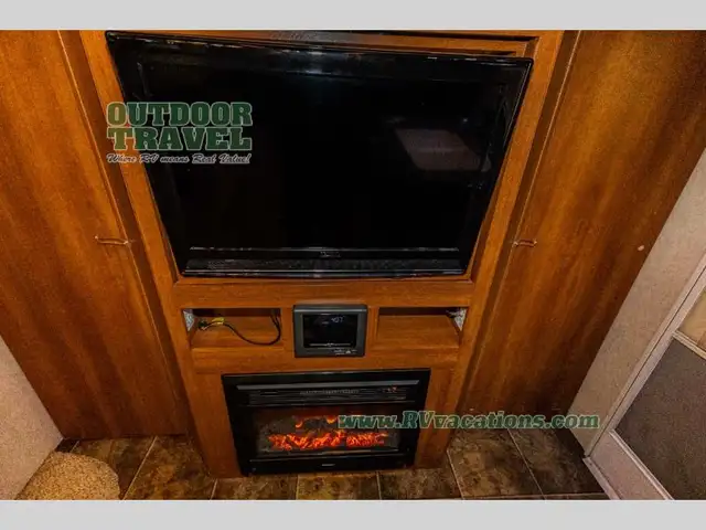 2013 Coachmen RV Freedom Express 292BHDS - Photo 38