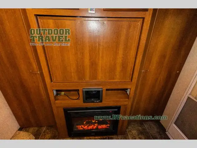 2013 Coachmen RV Freedom Express 292BHDS - Photo 42
