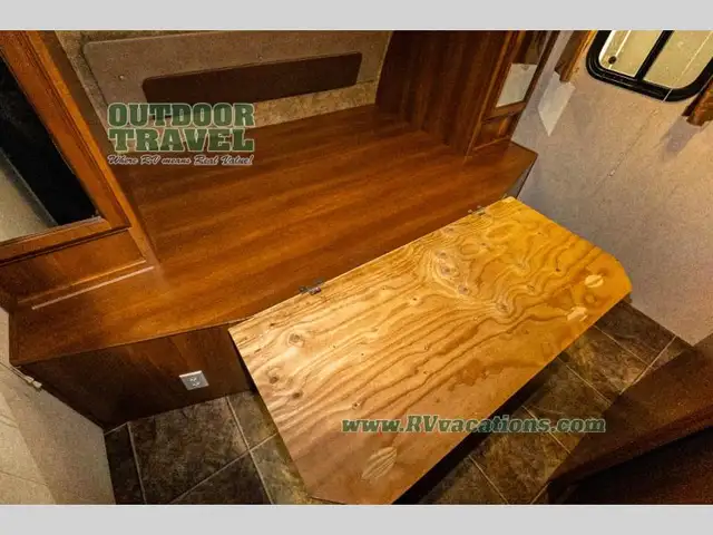 2013 Coachmen RV Freedom Express 292BHDS - Photo 44