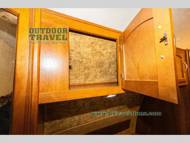2013 Coachmen RV Freedom Express 292BHDS - Photo 47