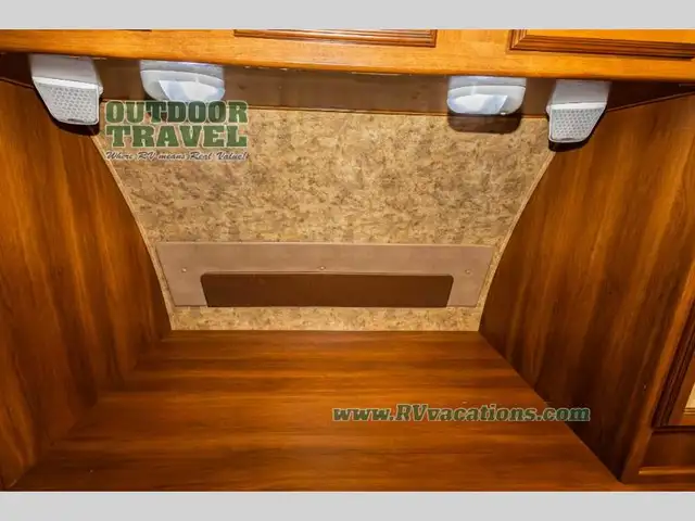 2013 Coachmen RV Freedom Express 292BHDS - Photo 49
