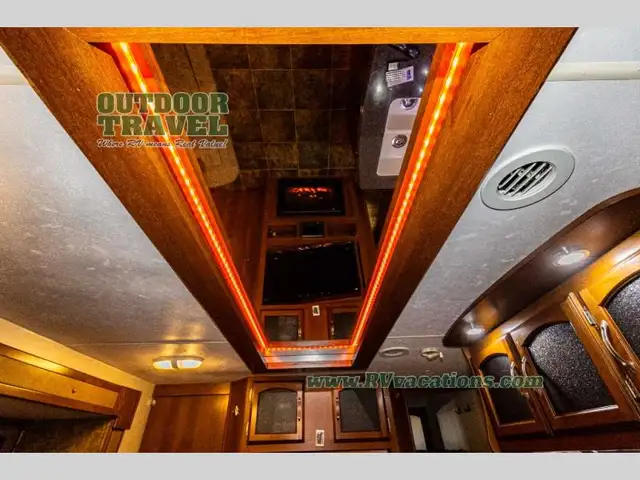 2013 Coachmen RV Freedom Express 292BHDS - Photo 51