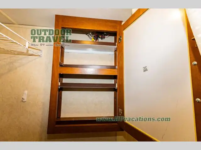 2013 Coachmen RV Freedom Express 292BHDS - Photo 56
