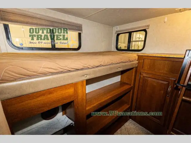 2013 Coachmen RV Freedom Express 292BHDS - Photo 59
