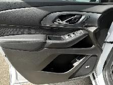2021 Chevrolet Traverse - Photo 11