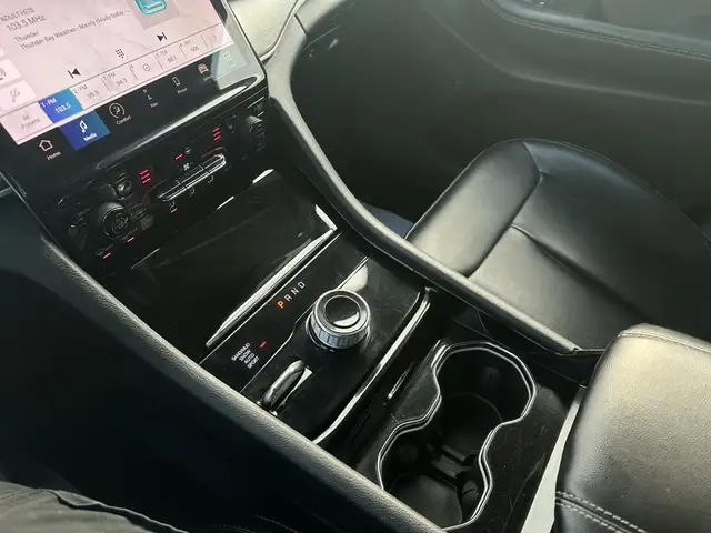 2023 Jeep Grand Cherokee - Photo 18
