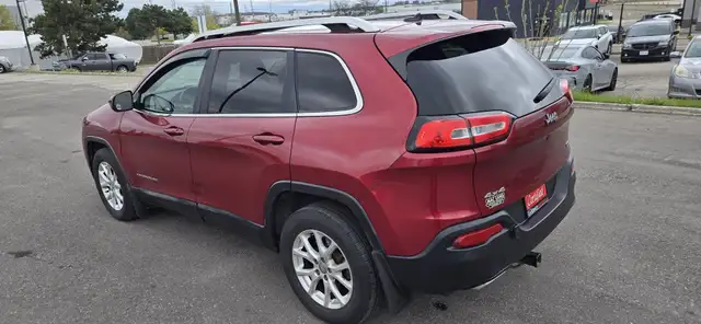 2015 Jeep Cherokee Sport 4dr 4x4 Automatic - Photo 8