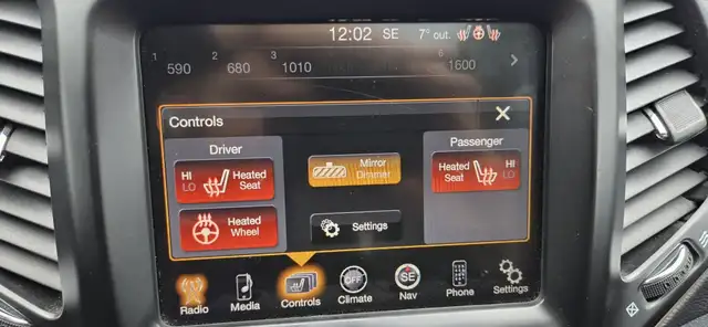2015 Jeep Cherokee Sport 4dr 4x4 Automatic - Photo 19
