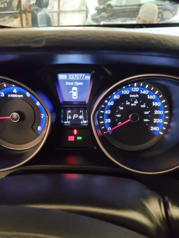2016 Jeep Cherokee 4WD 4dr North - Photo 6