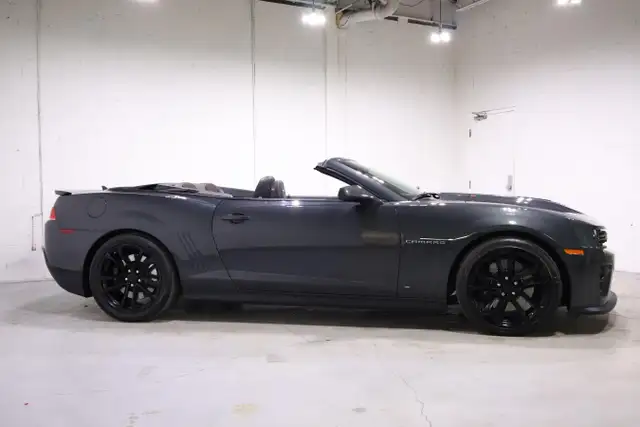 2014 Chevrolet Camaro ZL1 CONVERTIBLE | CLEAN CARFAX | LOW MILEA - Photo 7