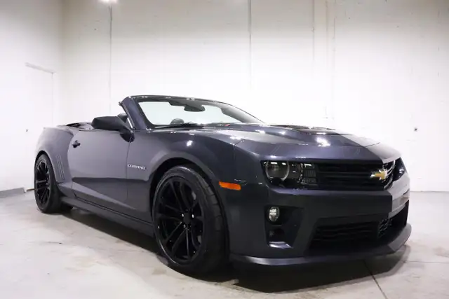 2014 Chevrolet Camaro ZL1 CONVERTIBLE | CLEAN CARFAX | LOW MILEA - Photo 8