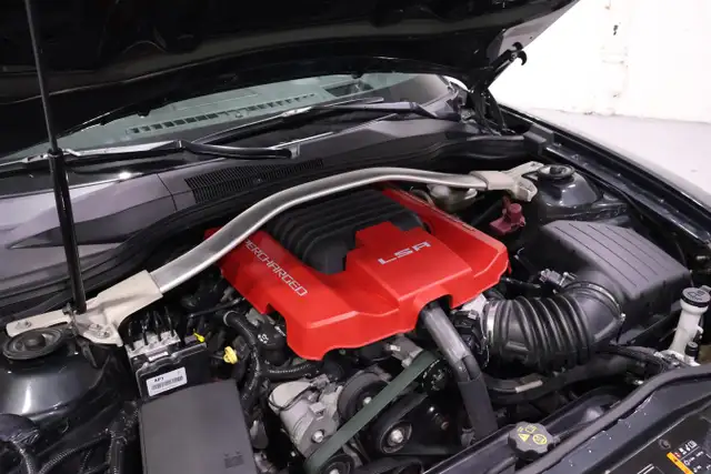 2014 Chevrolet Camaro ZL1 CONVERTIBLE | CLEAN CARFAX | LOW MILEA - Photo 16