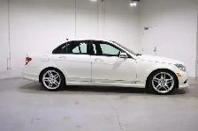 2010 Mercedes-Benz C350 4MATIC | ONE OWNER | DEALER SERVICED - Photo 7