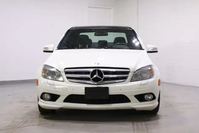 2010 Mercedes-Benz C350 4MATIC | ONE OWNER | DEALER SERVICED - Photo 9