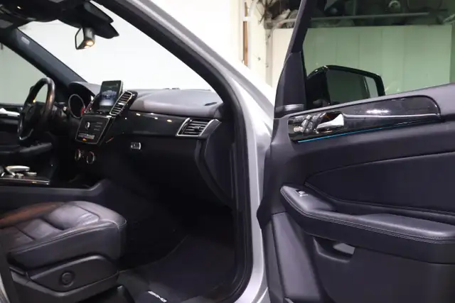 2018 Mercedes-Benz GLE 43 4MATIC | ONE OWNER | DEALER SERVICED - Photo 19