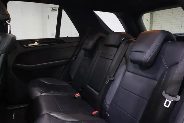 2018 Mercedes-Benz GLE 43 4MATIC | ONE OWNER | DEALER SERVICED - Photo 24