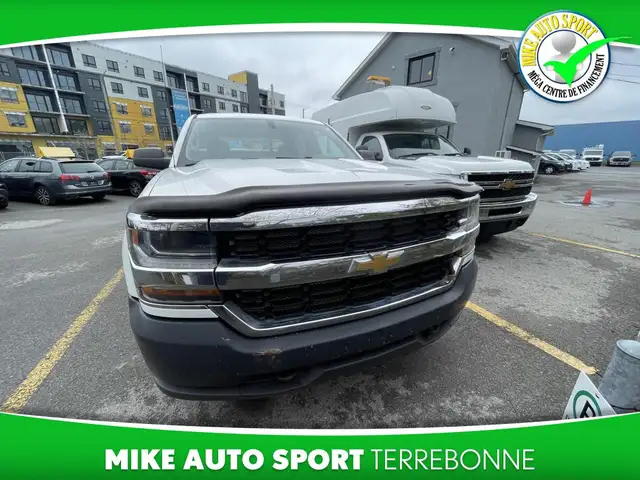 Chevrolet Silverado 1500 Camion de travail cabine multiplace 153 - Photo 2