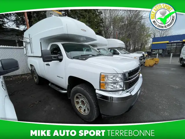 Chevrolet Silverado 3500HD Cabine ordinaire 2 RM 133 po WT 2014