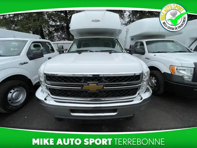 Chevrolet Silverado 3500HD Cabine ordinaire 2 RM 133 po WT 2014 - Photo 2