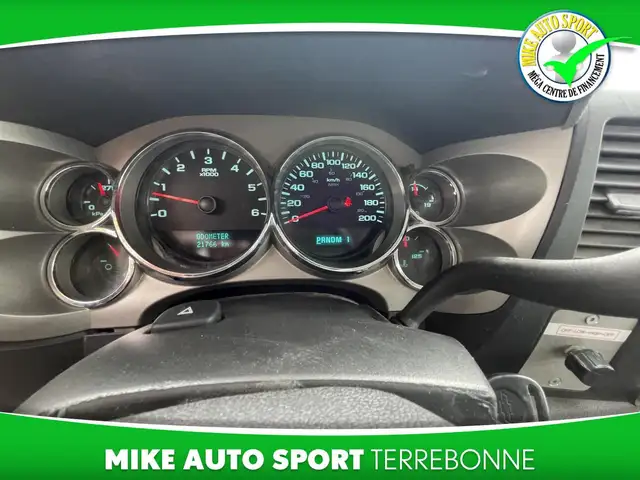 Chevrolet Silverado 3500HD Cabine ordinaire 2 RM 133 po WT 2014 - Photo 4