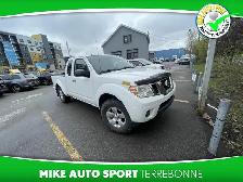 Nissan Frontier 4 roues motrices, cabine allongée, empattement c