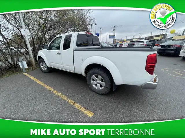 Nissan Frontier 4 roues motrices, cabine allongée, empattement c - Photo 3