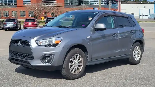 2015 Mitsubishi RVR SE