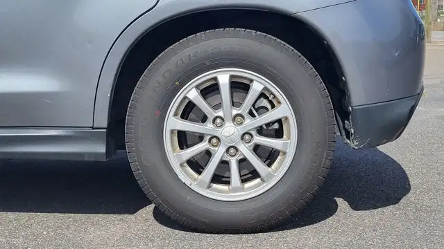 2015 Mitsubishi RVR SE - Photo 11
