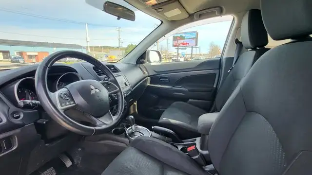 2015 Mitsubishi RVR SE - Photo 12