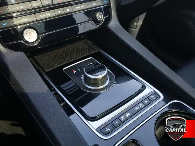 2017 Jaguar F-PACE 20d Premium - Photo 12