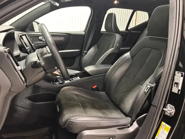 Volvo XC40 R-Design T5 Awd Toit 2022 à vendre - Photo 11