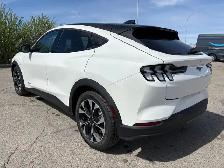 2026 Ford Mustang Mach-E SELECT | COMFORT PACKAGE LITE - Photo 9