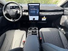 2026 Ford Mustang Mach-E SELECT | COMFORT PACKAGE LITE - Photo 27