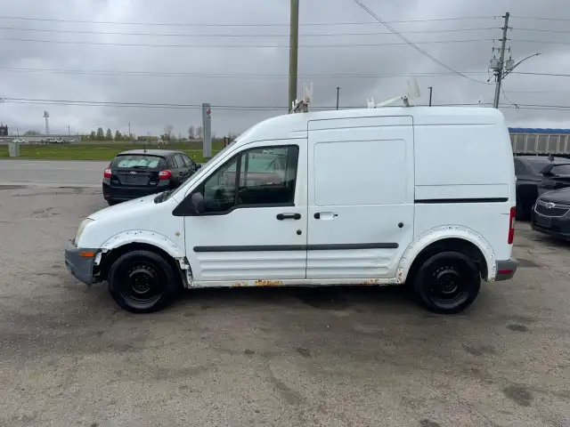 2011 Ford Transit Connect CARGO VAN, 4CYL, ONLY 188KMS, AS IS SP - Photo 2