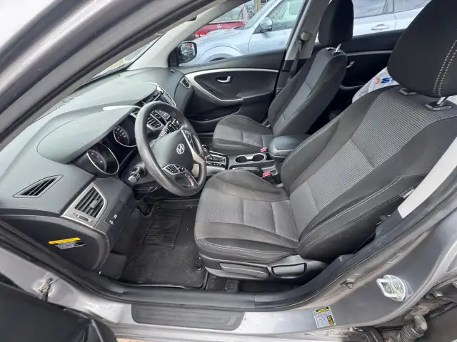 2013 Hyundai Elantra GT GL, HATCH, AUTO, ONLY 157KMS, GREAT ON F - Photo 9