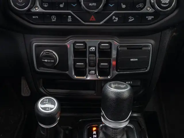 2020 Jeep Wrangler Unlimited Sport - Photo 32