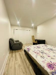Roommate - Photo 3