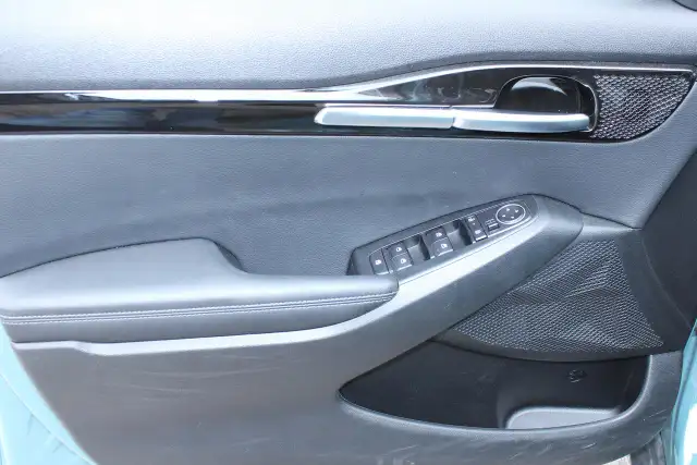 2025 Kia Seltos EX AWD - Photo 10