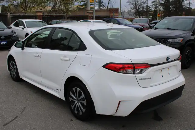 2025 Toyota Corolla Hybrid LE - Photo 3