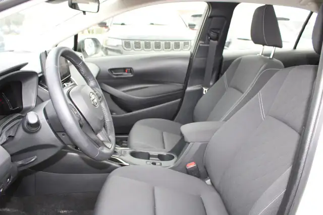 2025 Toyota Corolla Hybrid LE - Photo 9