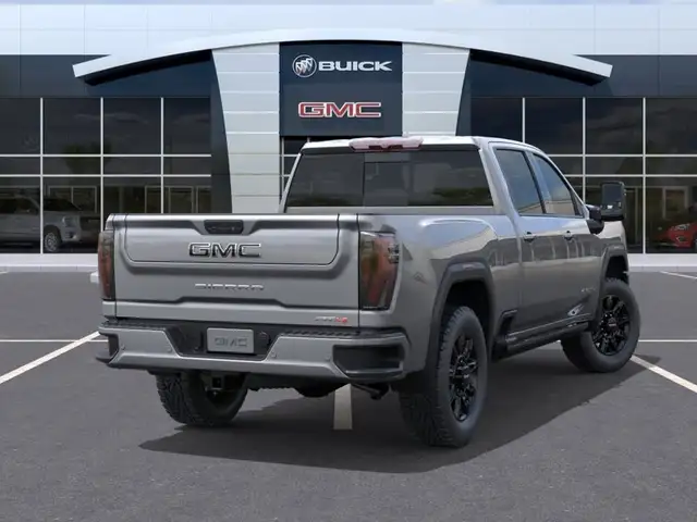 2026 GMC Sierra 3500HD - Photo 4
