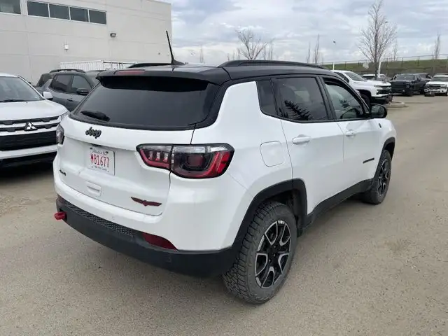 2024 Jeep Compass Trailhawk 2.0L | Sunroof - Photo 5